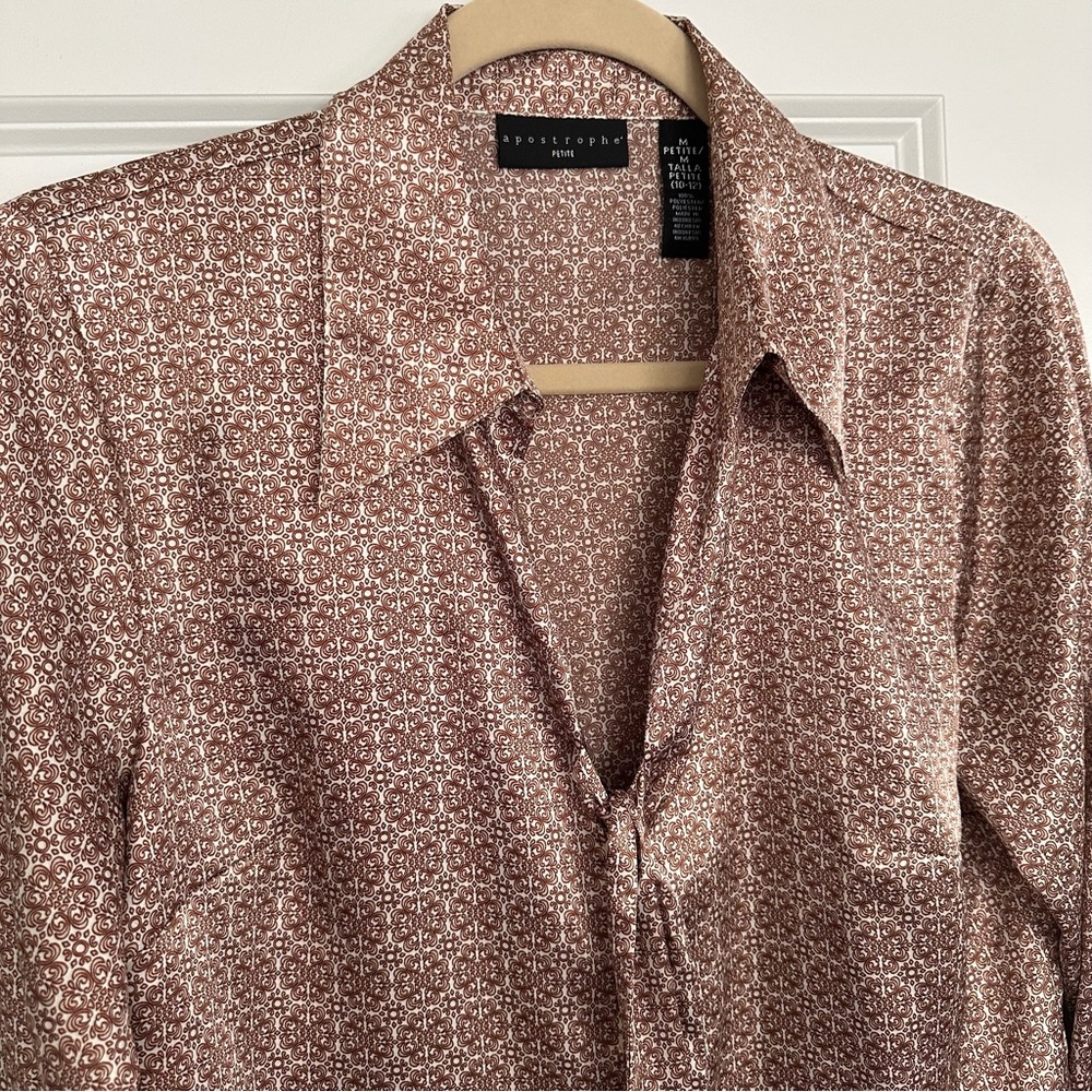 Apostrophe Patterned Satin Tie Front Button Down … - image 5